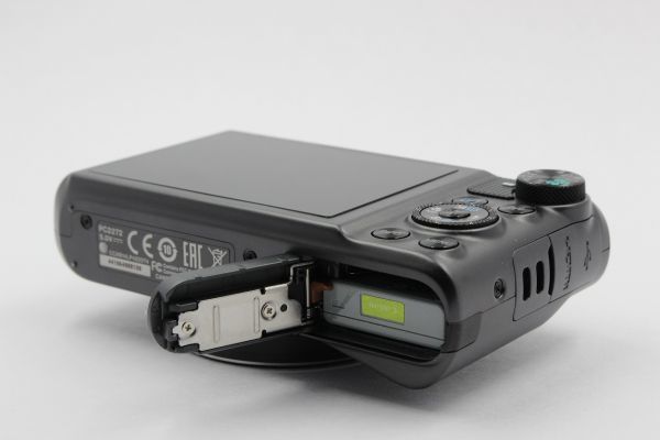■訳あり特価■キャノン CANON PowerShot SX720 HS ブラック #6807