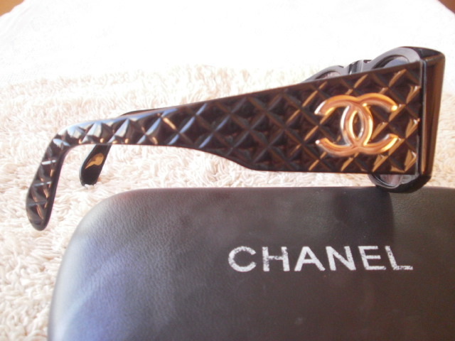 正規☆CHANEL シャネル/ サングラス ココマーク ロゴ ケース付き