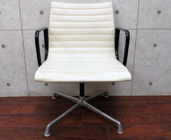 ■ハーマンミラー■イームズ■Aluminum/アルミナムグループ■ビンテージ■4本脚■ラウンジチェア■mmm5227y