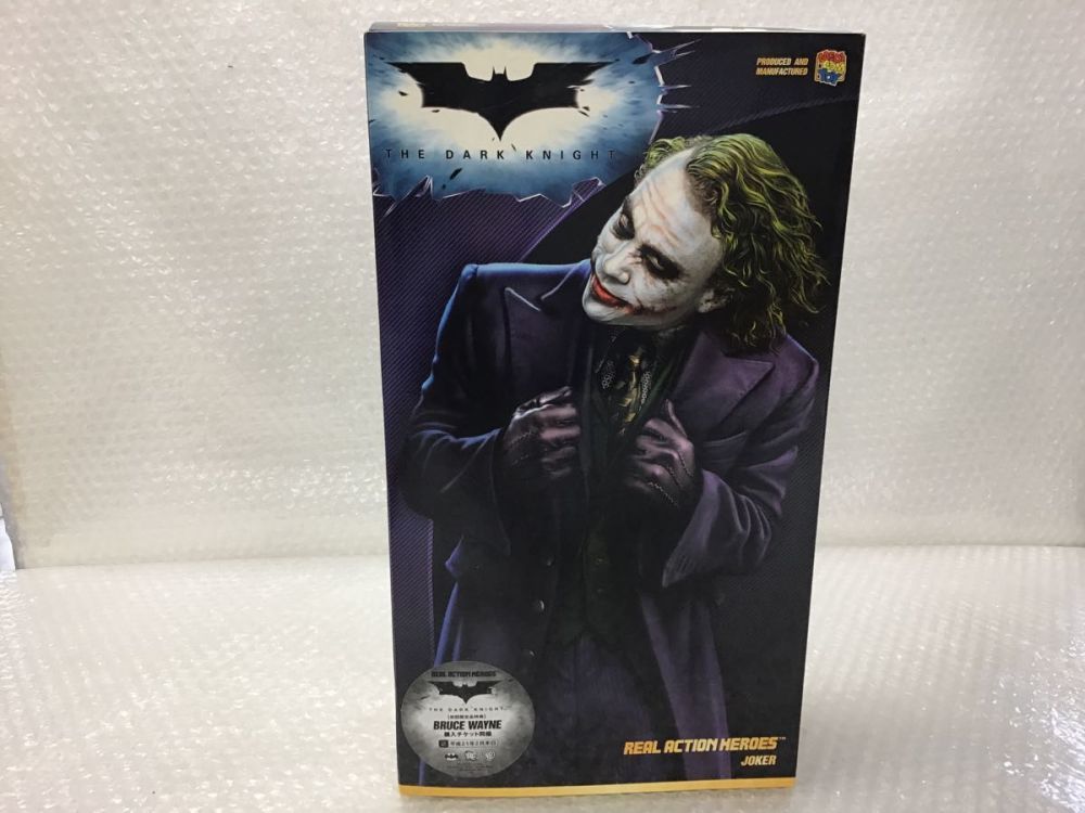 メディコムトイ RAH/リアルアクションヒーローズ 1/6 THE DARK KNIGHT