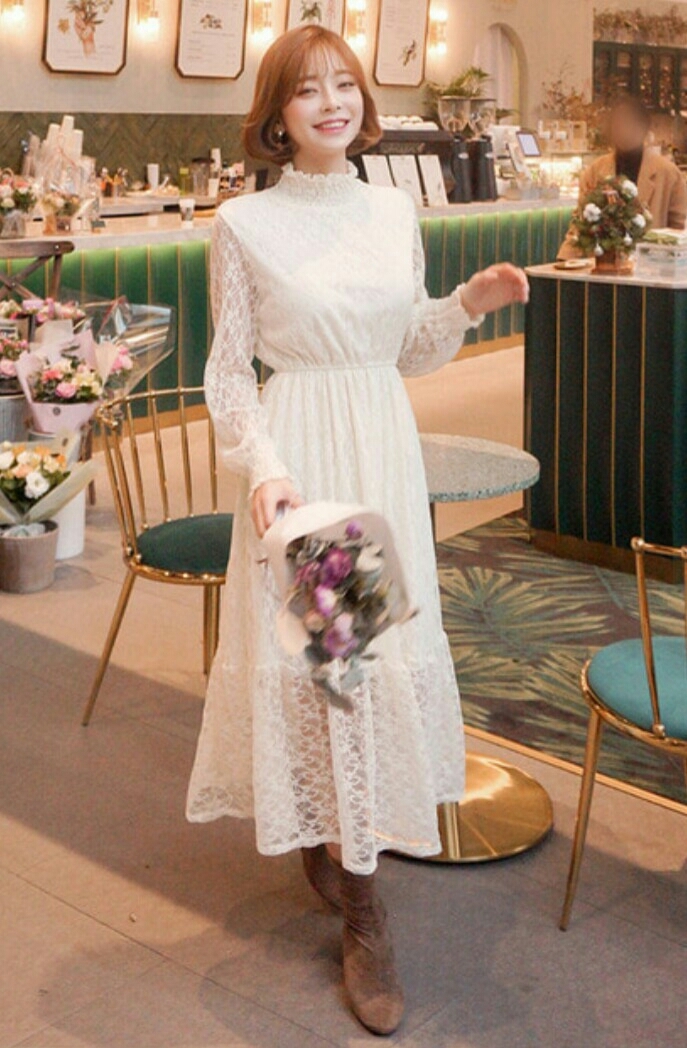 完売品 美品 試着のみ chuu テリちゃん着用 韓国 レースワンピース ほぼ新品 リリーブラウン系 スナイデル系 韓国ファッション通販サイト\"chuu\"のモデルをするカン・テリ カン・テリのビューティーシークレット！黄金比率で小顔Vラインを実現 インスタがざわついた正体不明の韓国美女\u201cテリちゃん\u201dって何者？＜カン ビキニ 今月消します。chuu 日本でも大ヒットの\u201c−5kgジーンズ\u201dを生み出した韓国ブランド「チュー