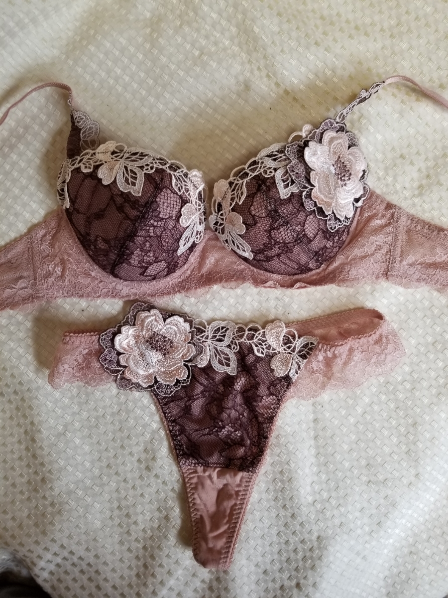 主婦のクローゼット整理品 サルート ブラウン系 D70-L 52