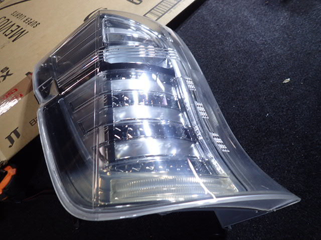ステップワゴン スパーダ RK5 後期 テールランプ ライト 左 ジャンク