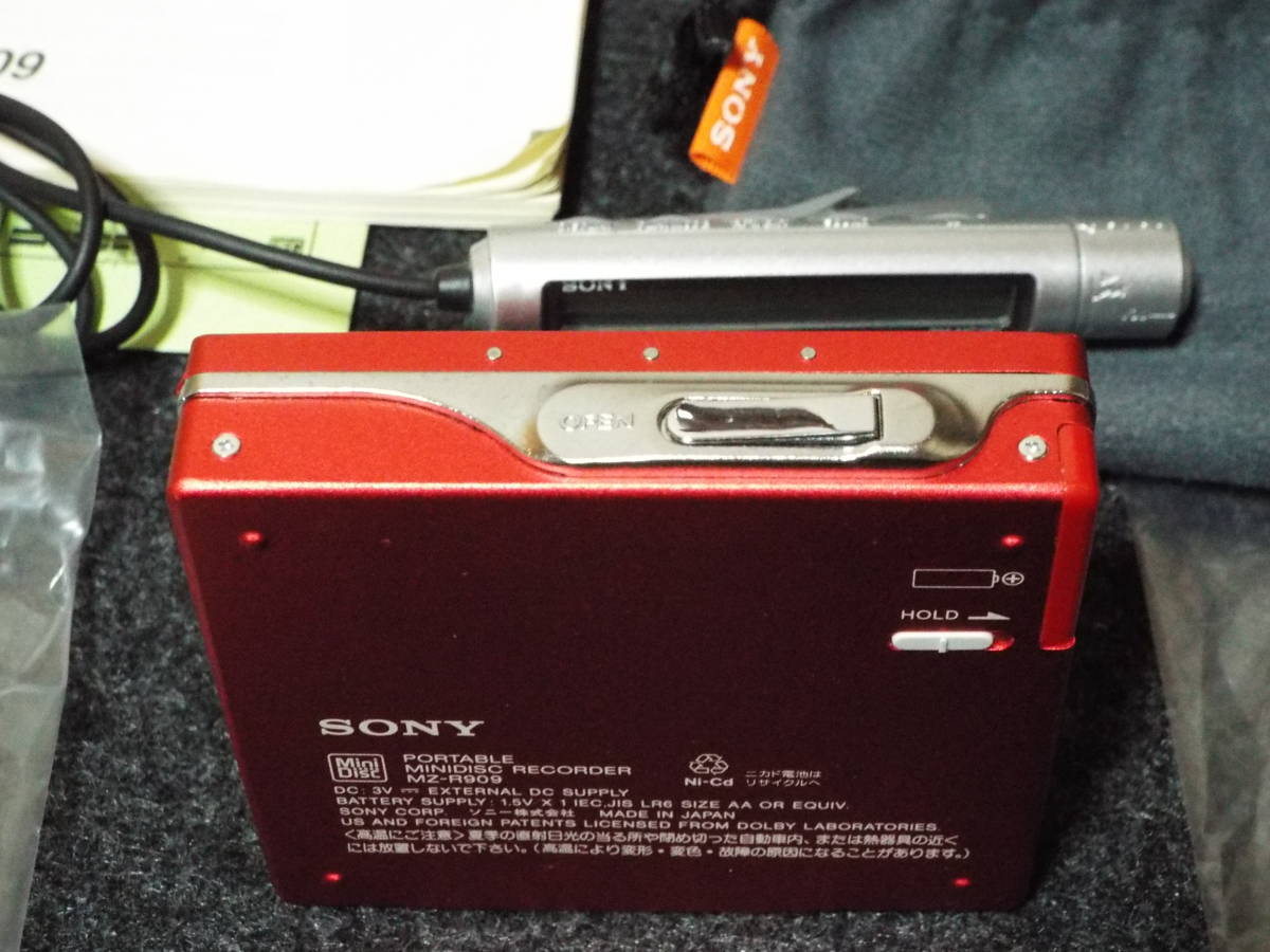 MZ-R909 SONY ソニー WALKMAN MDウォークマン MD Sony 録再MD 