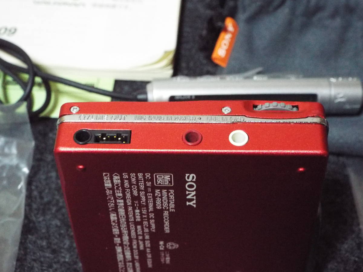 MZ-R909 SONY ソニー WALKMAN MDウォークマン MD Sony 録再MD 