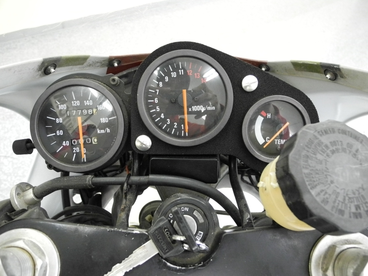 VJ22A RGV250 (ガンマ)⁄スズキ 希少ラッキーストライク仕様 No.34
