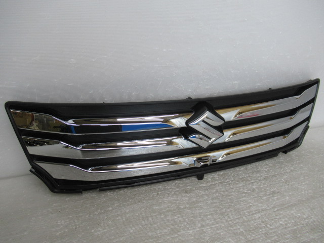 良品】 スズキ ソリオ MA26S MA36S 純正 フロント グリル 71741-81P0