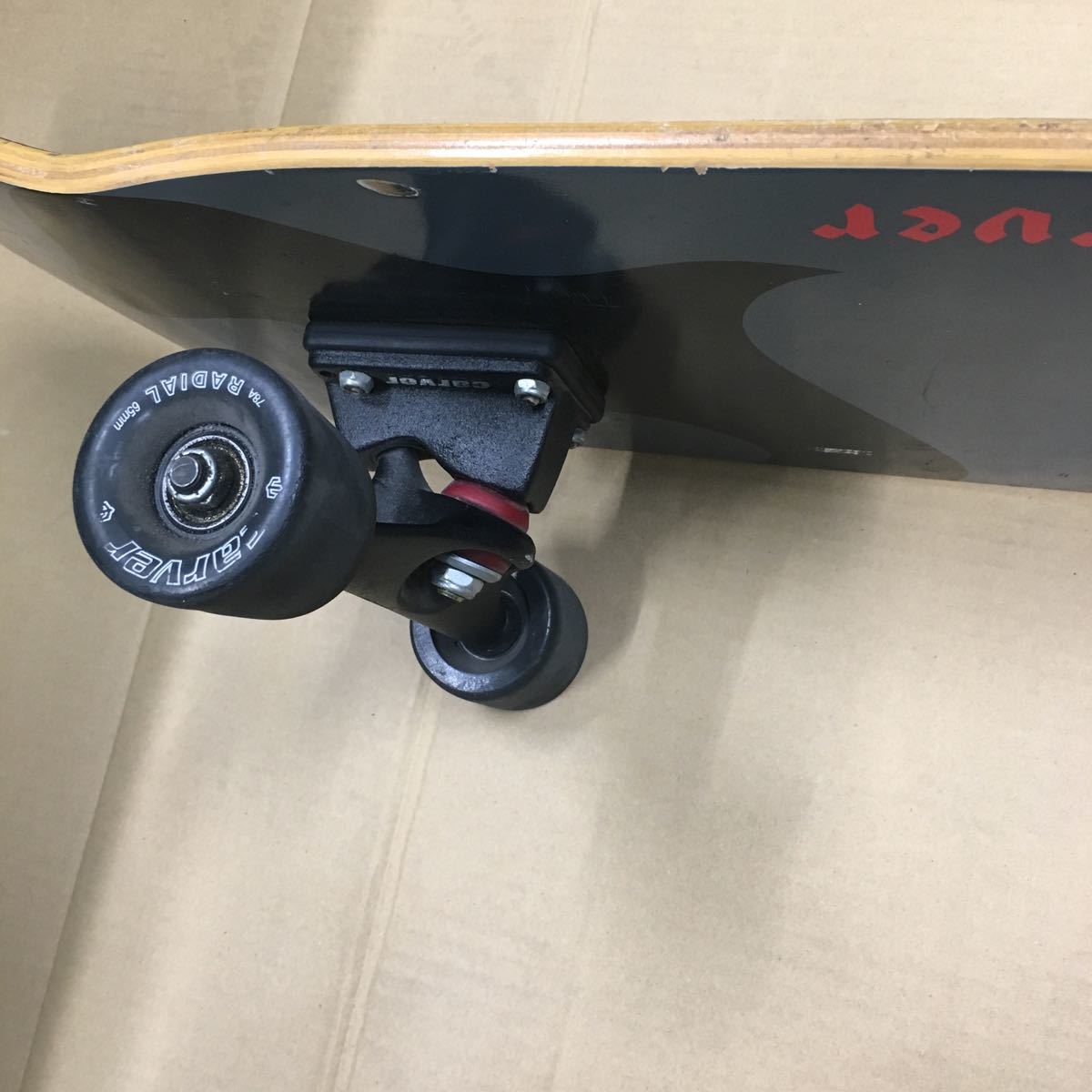 U4 スケートボード グレー・黒スケボー carver カーバー U4 Amazon