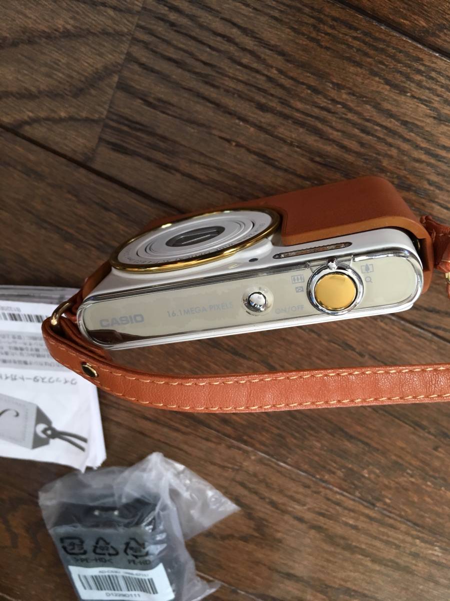 カシオ CASIO デジタルカメラ EXILIM EX-JE10 EX-JE10 CASIO カシオ