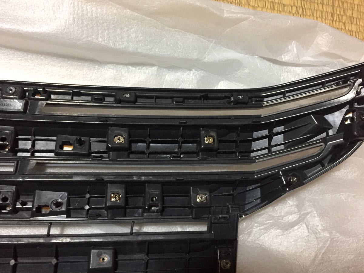 ステップワゴンRK5 6 前期 純正 フロントグリル ラジエターグリル