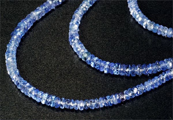 定番人気，豊富な 極美 定価80万 最高級 オール 天然 タンザナイト ロング ネックレス ブレス 豪華3連デザイン PT サイズグラデーション T2NB-1-1(タンザナイト)｜売買されたオークション情報、yahooの商品情報を タンザナイト