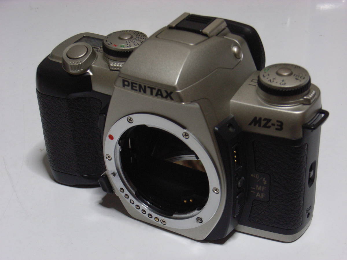 Pentax MZ-3 シルバー・ボディ 新品同様のきれいな完動品です　新品同様のケースが付きます