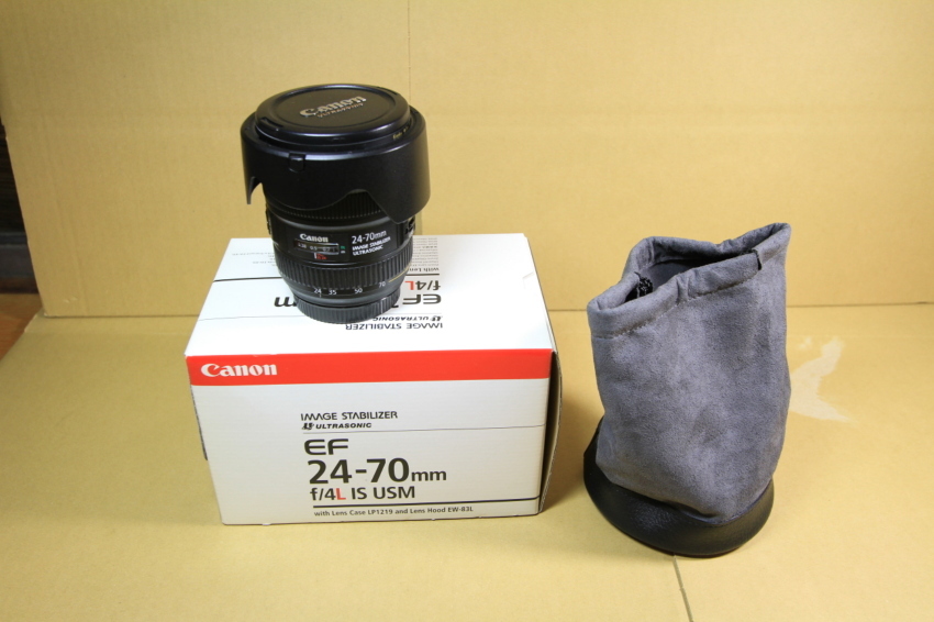 Canon EF 24-70mm f4 L IS USM 元箱入り、レンズ保護フィルター付き