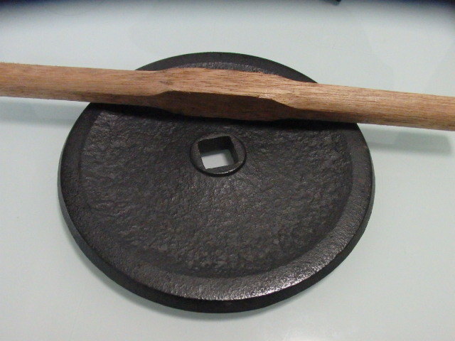 1848年創業 南部鉄器工房及富 NAMBUTEKKI OITOMI SHOP 別注カラー 南部鉄器 急須＆瓶敷セット／藤巻百貨店 OIGEN南部鉄器 | 鉄瓶 及源鋳造 – 南部鉄器工房 南部鉄器及富の通販 OIGEN別倉庫発送