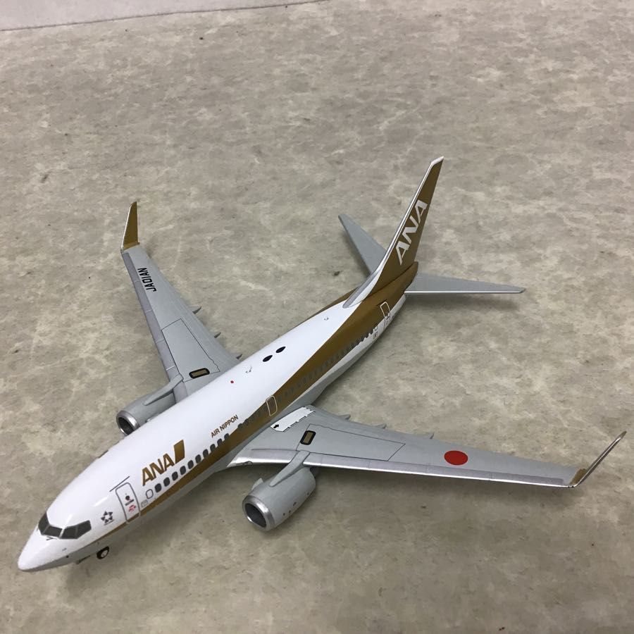 全日空商事 1/200 ANA ボーイング737-700 GOLD JET /ミニカー 全日空
