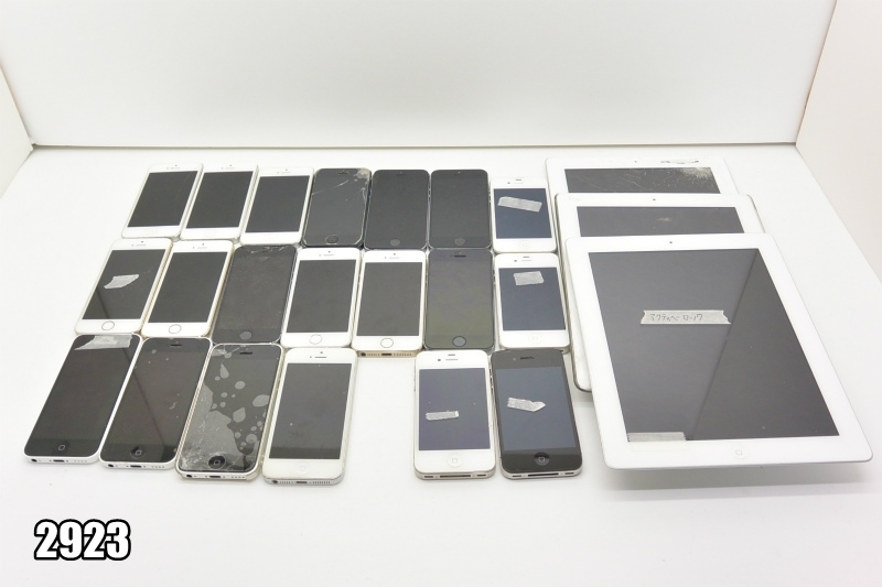 iPhone 4S 0 - 3台セット ブラック ホワイト Apple まとめ売り vs 4 