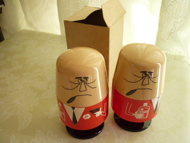 【人気セール，安い】 サントリー アンクルトリス 赤服2人共箱 傷み有り1箱 爪楊枝入れ(キャラクター)｜売買されたオークション情報、yahooの商品情報をアーカイブ公開 - オークファン キャラクター