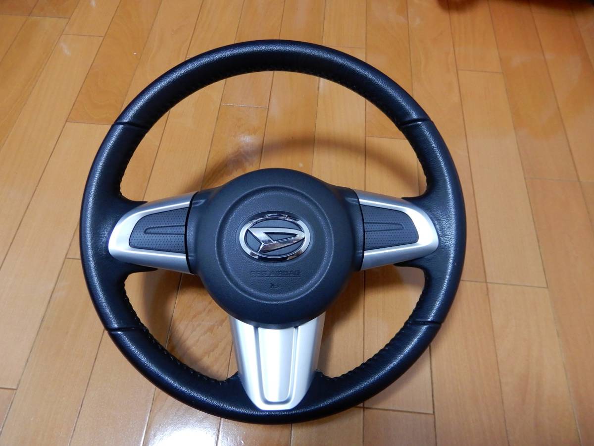 ダイハツ純正ステアリング 現行コペン ムーブ ウエイク等 ハンドル