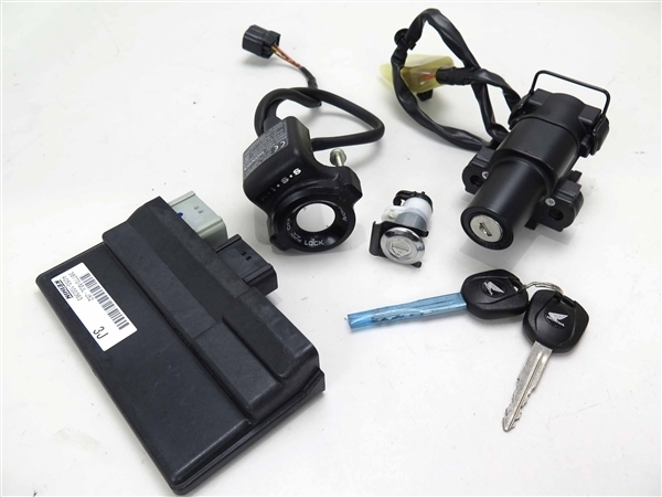 高品質，得価 NC750X-DCT/RC72 純正 HISS付 キーセット 全2種 H0226A06 鍵/ロック/ECU(ホンダ用)｜売買されたオークション情報、yahooの商品情報をアーカイブ公開 - オークファン ホンダ用