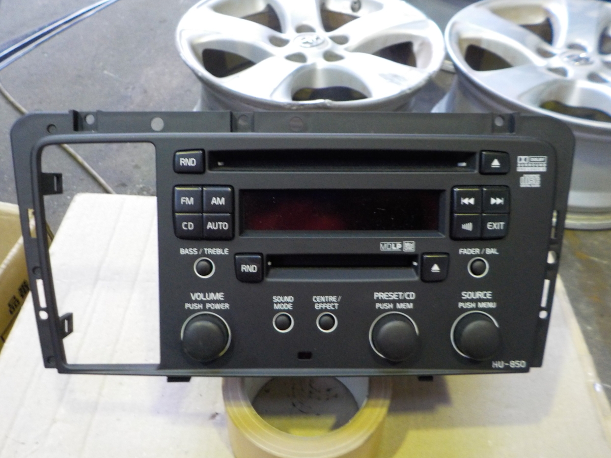 ボルボ Ｓ60 RB/Ｖ70 SB 後期　CD&MDプレイヤー