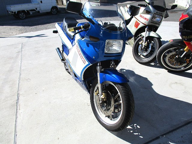 ★☆RG400ガンマ　青白　スガヤチャンバー付き　車検32年2月即乗り出し可☆★_2
