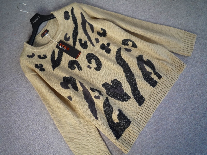大きいサイズ　新品　 クリッツィア　 三陽商会　【ウォッシャブル】　お洒落なニット 　46　ベージュ　38500円