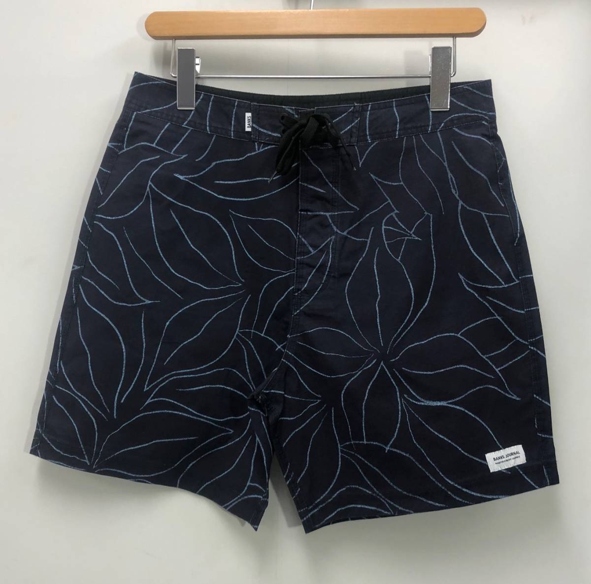 人気定番，定番 BANKS バンクス ZEPHYR BOARDSHORT DIRTY DENIM 30インチ(30～)｜売買されたオークション情報、yahooの商品情報をアーカイブ公開 - オークファン サーフパンツ