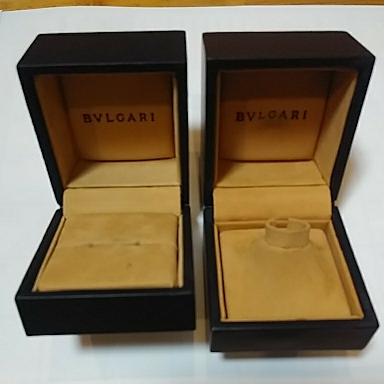 ブルガリリングケース2つ　空箱3つ　中古品_2