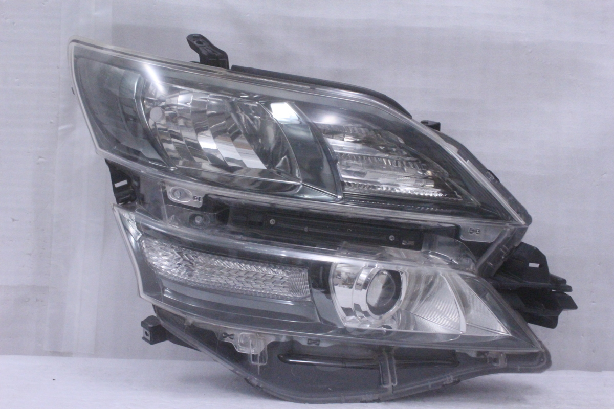ヴェルファイア 純正 HID ヘッドライト 2.4Z 前期 AFS無 0 ANH20W 1