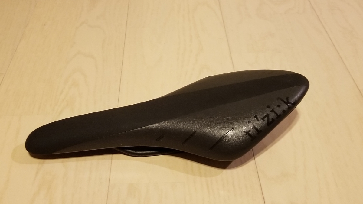 【定番人気，品質保証】 Fizik ARIONE R5 MANGANESEレール BLACK/BLACK(フィジーク)｜売買されたオークション情報、yahooの商品情報をアーカイブ公開 - オークファン フィジーク