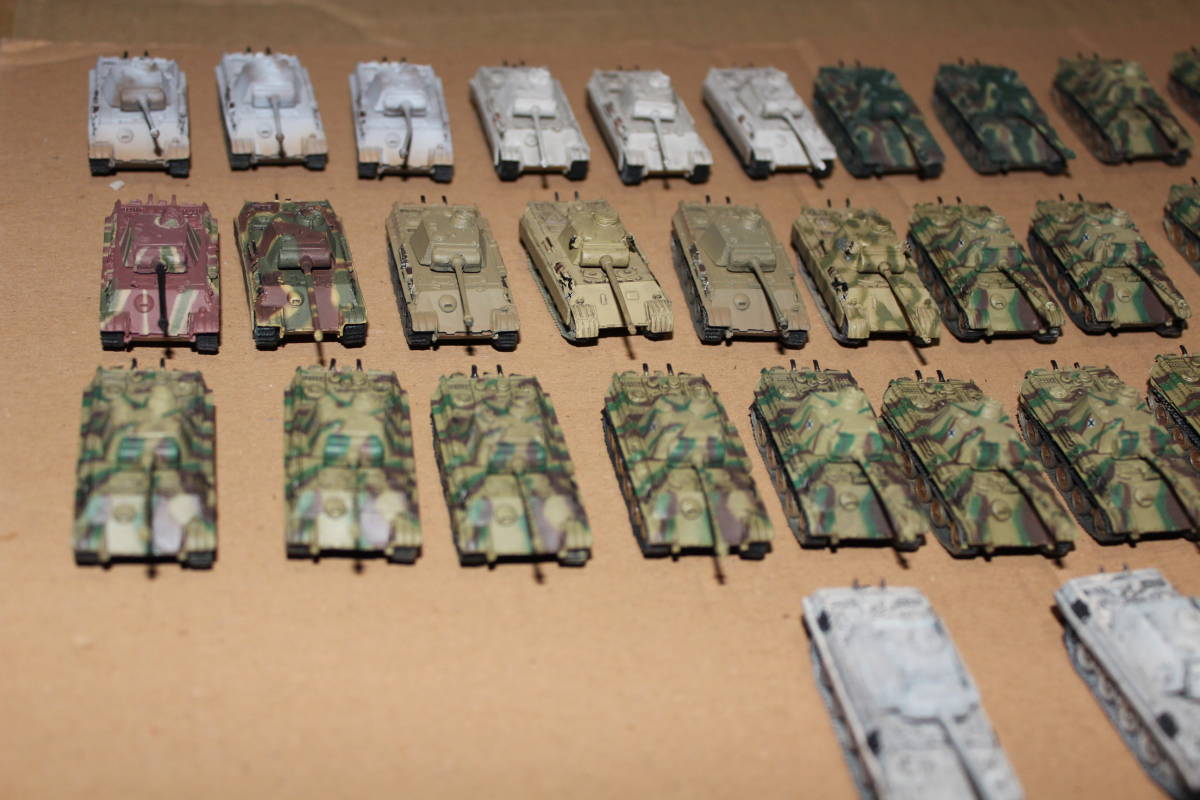 ジャンク品　ワールドタンクミュジアム他　　　パンサー多数　B_2