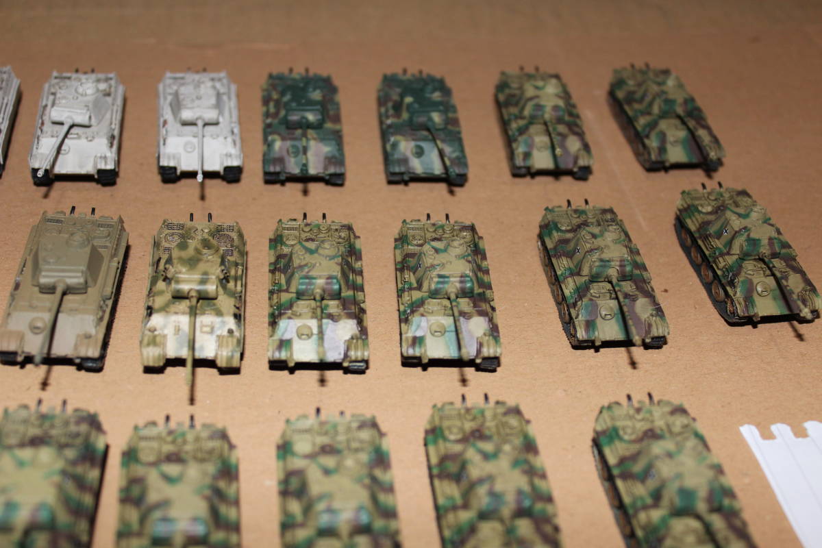 ジャンク品　ワールドタンクミュジアム他　　　パンサー多数　B_3