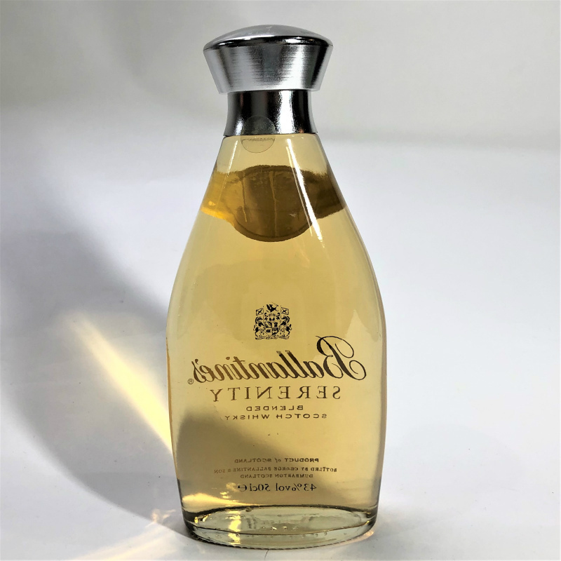 Whisky Ballantine's Serenity | - バランタイン 日本 Serenity43%vol