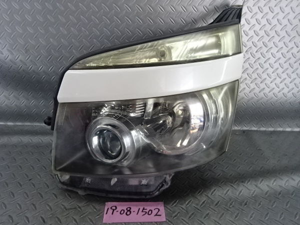 ヴォクシー　ZRR70W　ZS　前期　ヘッドライト　左右　セット トヨタ純正 ZRR70W ZRR75W ヴォクシー 前期 HID ヘッドライト ヘッド