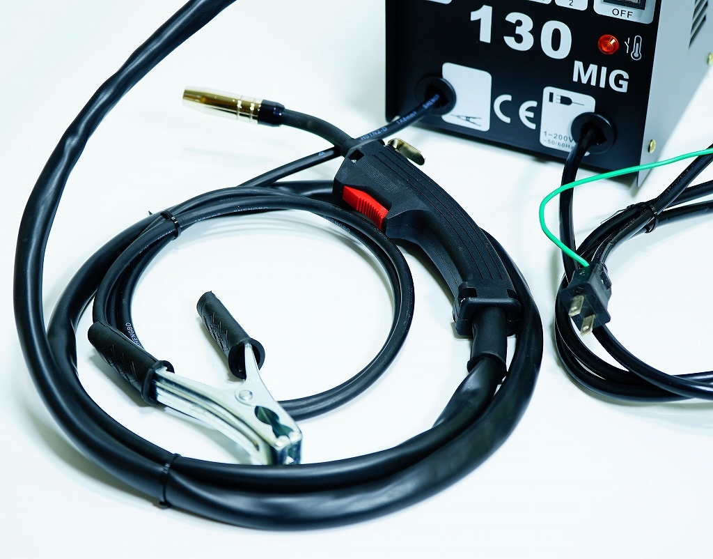 ◆最新！ガス不要な半自動溶接機 MIG130 単相200V仕様！鉄・ステンを御家庭でもお手軽に溶接！ロングトーチケーブル仕様◆