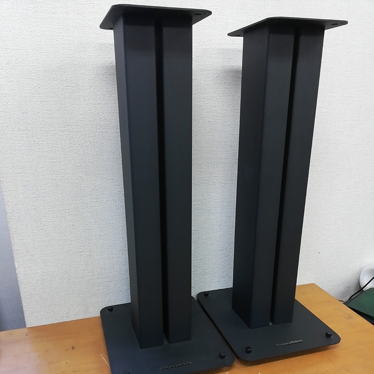 B&W STAV24S2/B スピーカースタンド B&W STAV24S2/B スピーカー