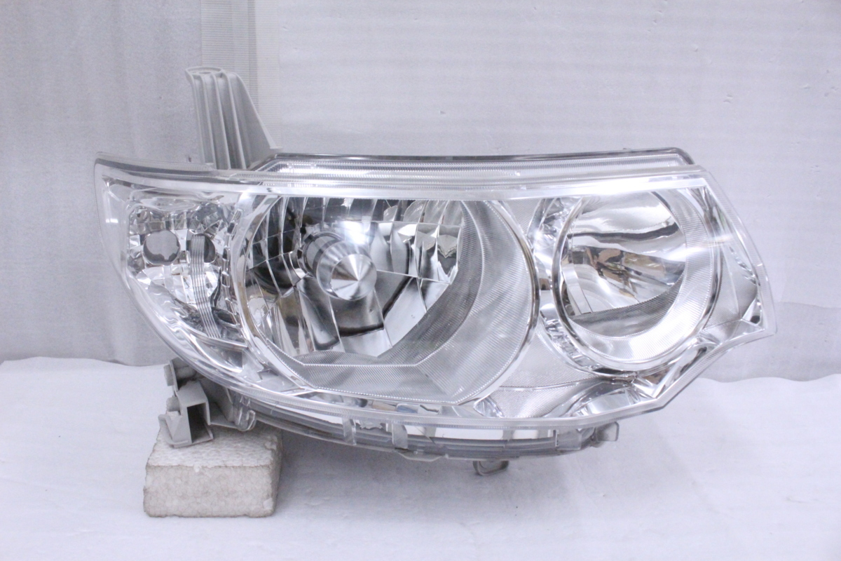 97-444-Z★美品★HID★L375S タントカスタム★右ヘッドライト KOITO 100-51944★ユニット メッキ L385S★ダイハツ (YM)