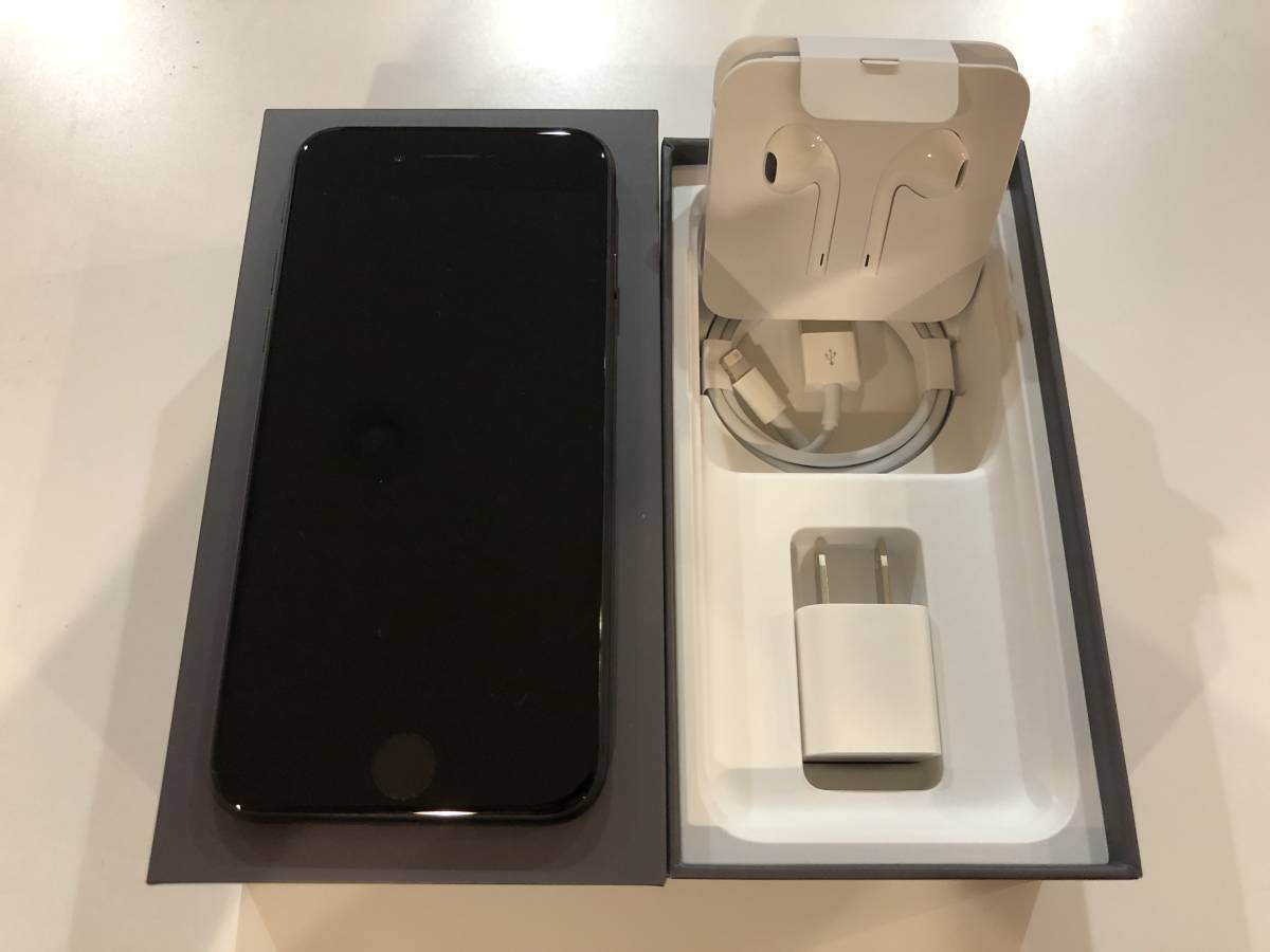 ★美品★ iPhone7 docomo 32GB ブラック SIMロック解除済 アクティベート済_1