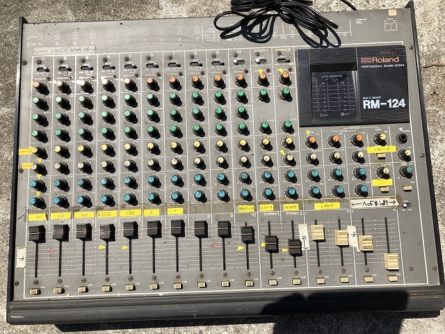 Roland RM-124 - ローランド⁄12chマルチミキサー⁄RM-124PA機器