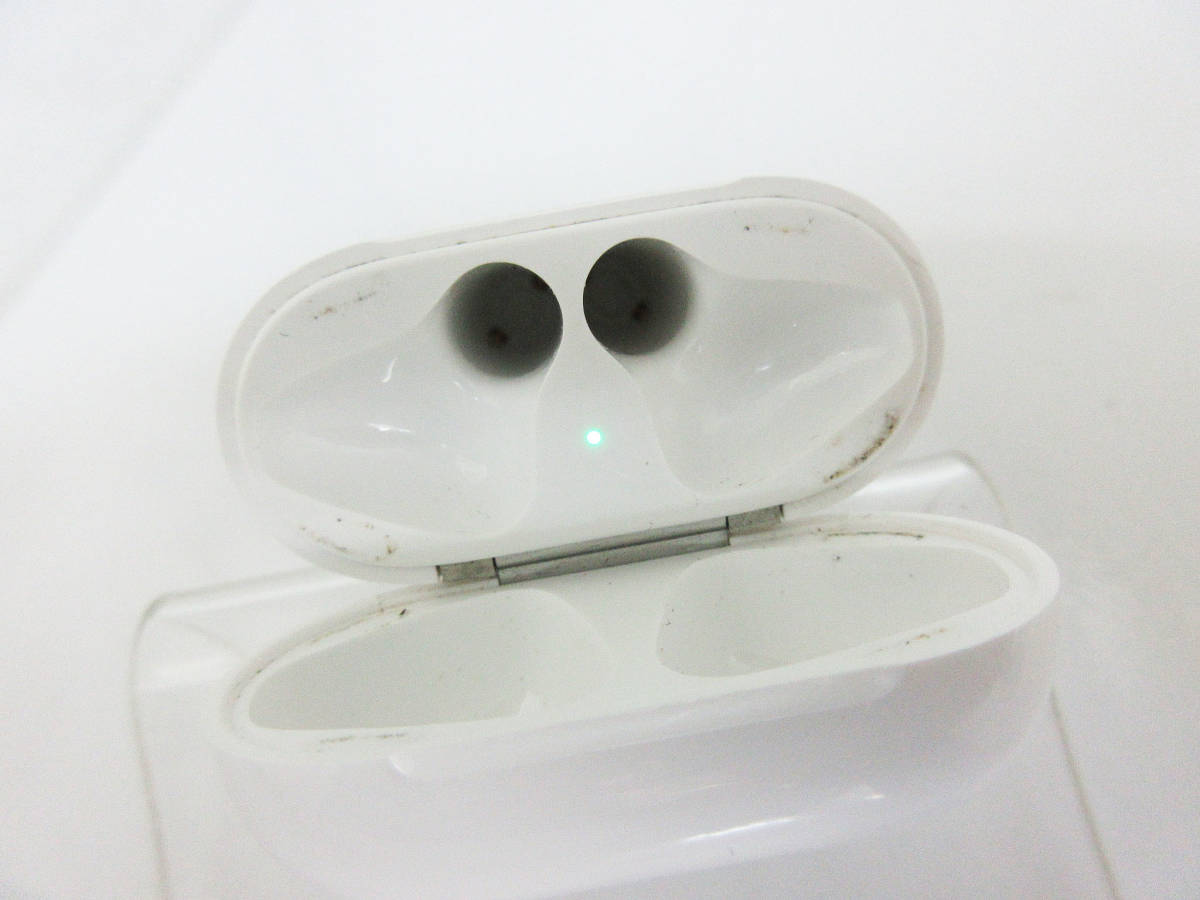 V2165【Apple AirPods】ケース A1602★キャリングケースのみ★アップル純正★イヤホン Air Pods/エアーポッズ オーディオ★動作品★