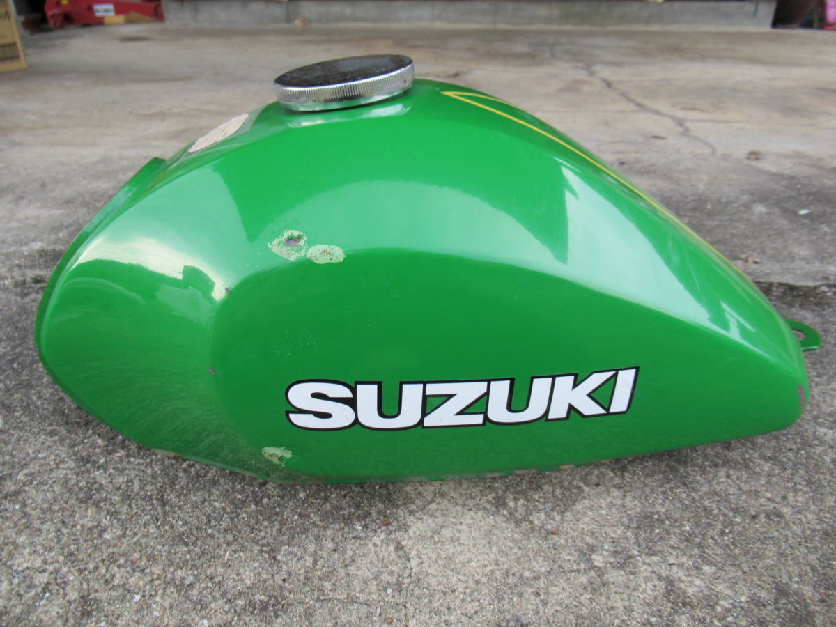 【希少品】スズキGSX250S•400カタナ　ガソリンタンク GSX400 GSX250 カタナ400 カタナ250ガソリンタンク