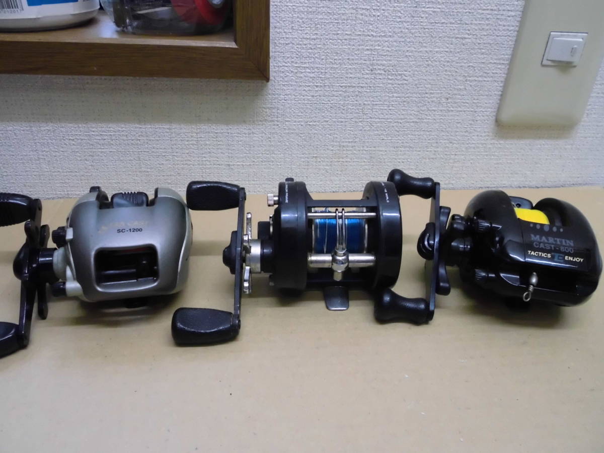 ベイトリール プロックス スポーツライン 右ハンドル 3台セット 3台まとめ売り - オールドダイワ 結局どれが良い？」「ひとつ選ぶなら…」シマノ新作ベイトリール3台を ベイトリール3個セット ベイトリール3点セットSHIMANO シマノ ダイワのベイトリール30機種をイッキ見！最高峰モデルから初心者向け 右巻き ミリオネア シマノ最新「バス用ベイトリール」3台のインプレッション総括！“三者三