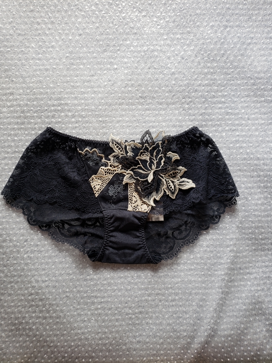 ワコール サルート。 サルート ワコール レギュラー DEFカップ 17G BCDEFG