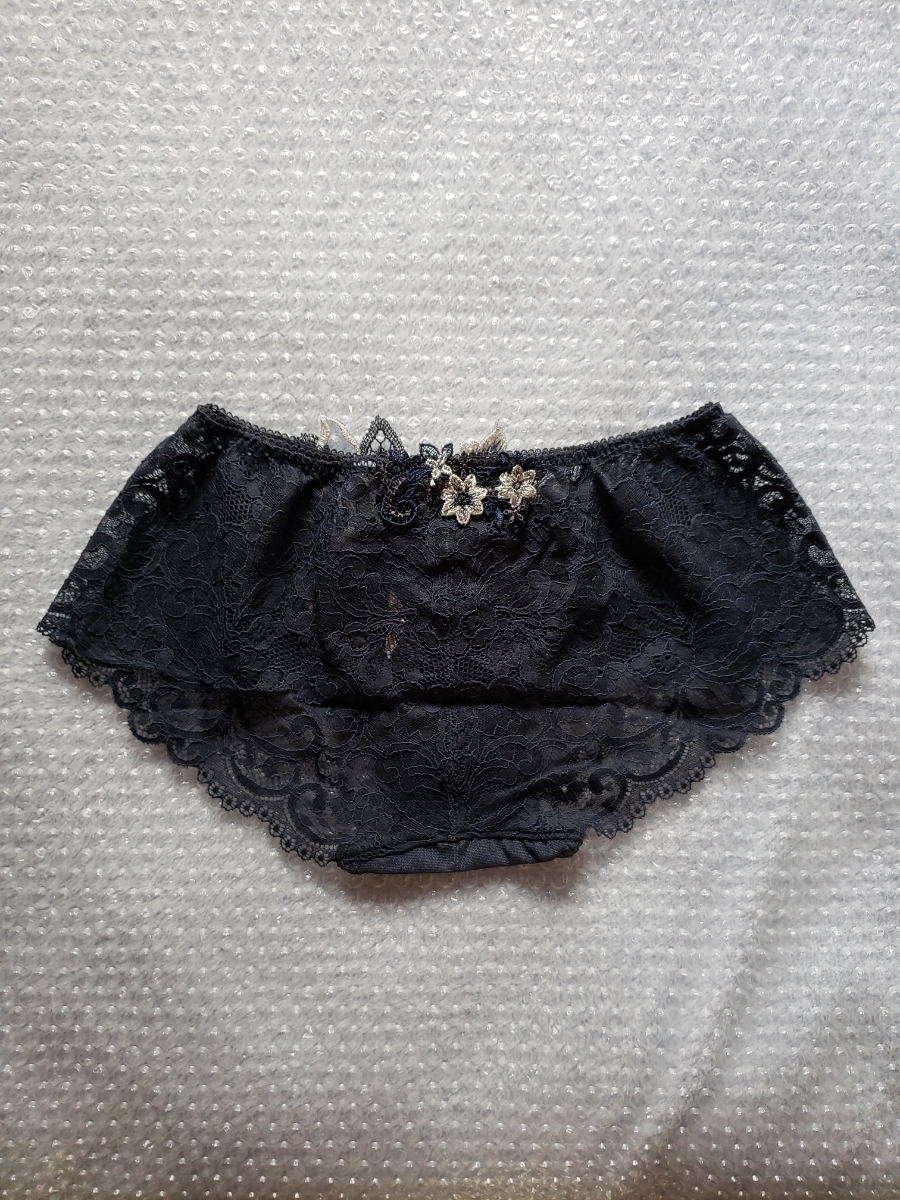 ワコール サルート。 サルート ワコール レギュラー DEFカップ 17G BCDEFG