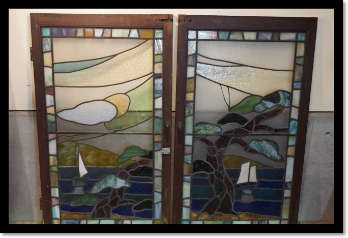 大正ロマン アンティーク 神戸洋館 窓ガラス ステンドガラス 色硝子 松 建具 建具 売買されたオークション情報 Yahooの商品情報をアーカイブ公開 オークファン Aucfan Com