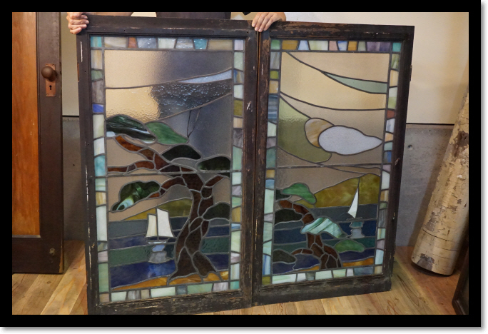 大正ロマン アンティーク 神戸洋館 窓ガラス ステンドガラス 色硝子 松 建具 建具 売買されたオークション情報 Yahooの商品情報をアーカイブ公開 オークファン Aucfan Com