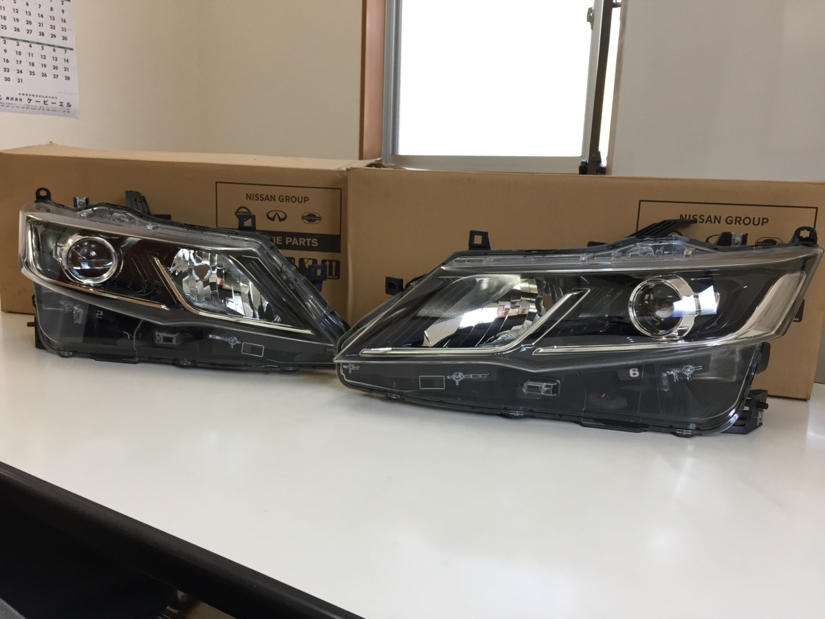 セレナ 日産 ヘッドライト 純正 LED - メルカリ 中古（ヘッドライト