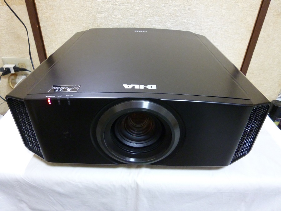 JVC（日本ビクター）プロジェクター DLA-X30-B ジャンク品 JVC（日本