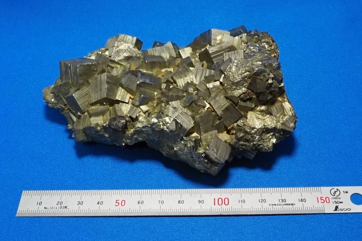 黄鉄鉱 黄銅鉱 黄銅鉱チャルコパイライト｜パイライトとの違いは？酸化 