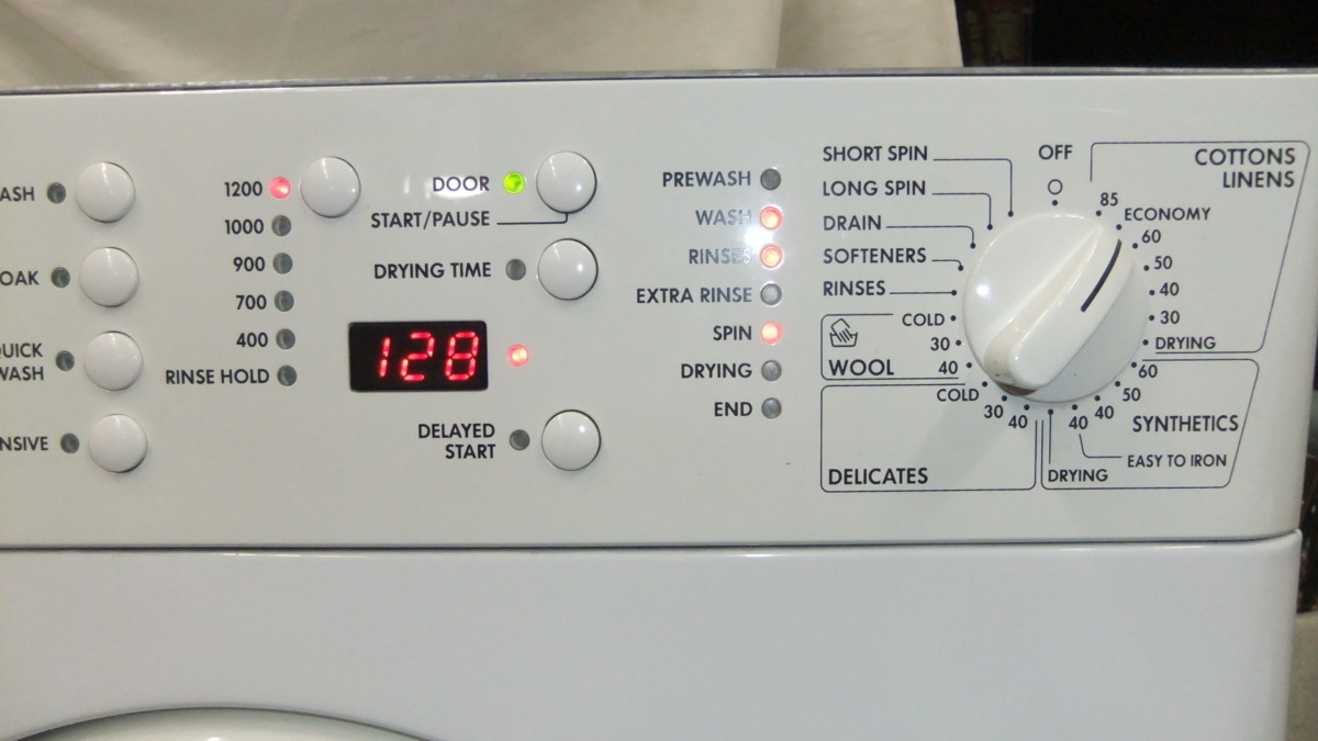 超美品‼️未使用レアAEG 洗濯乾燥機 AEG 洗濯機 乾燥機 ドラム式 